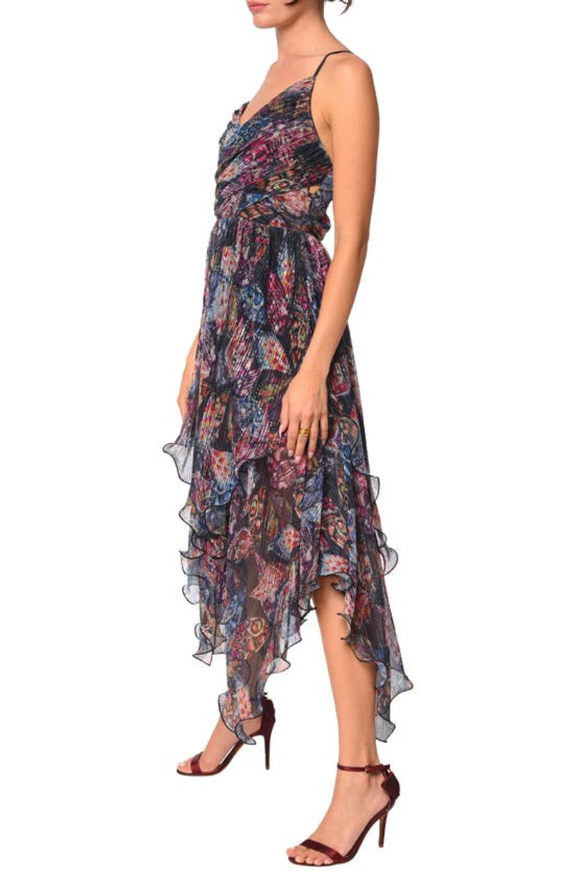 FLUTTER BY DRESS - THE MNRCH