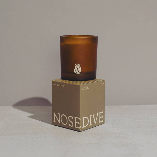 Candle - Late Checkout - THE MNRCH