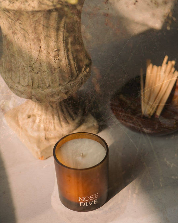 Candle - Late Checkout - THE MNRCH