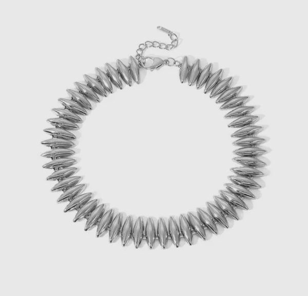 SPIKE NECKLACE - THE MNRCH