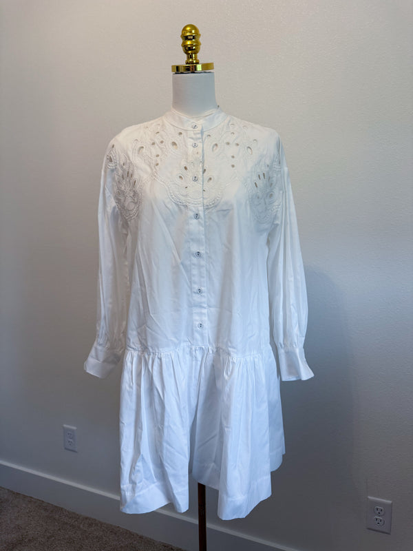EMBROIDERED BUTTON DOWN DRESS - THE MNRCH
