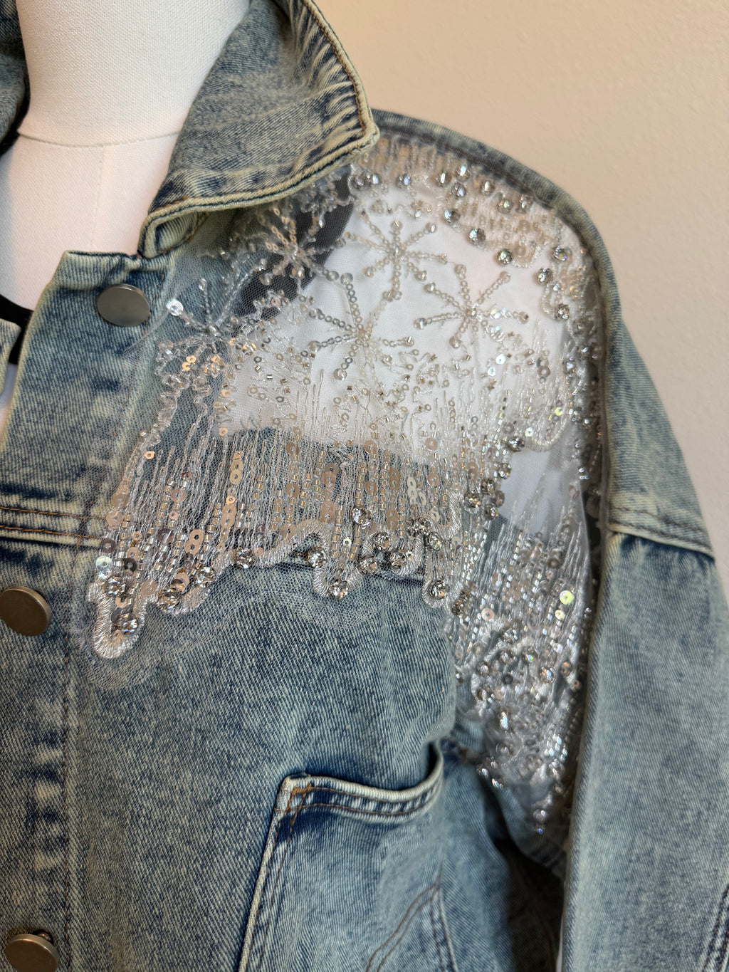 RHINESTONE COWGIRL DENIM JACKET - THE MNRCH