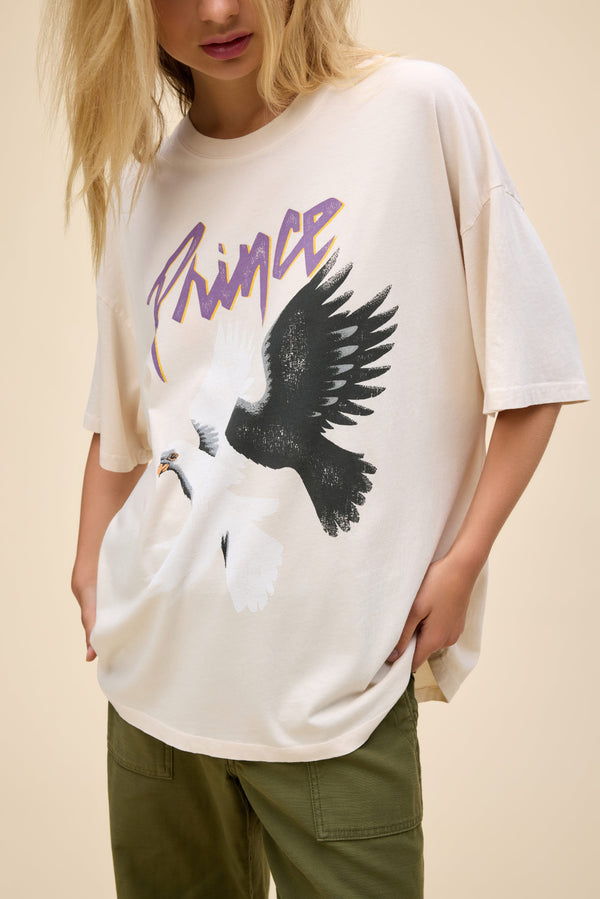DAYDREAMER - PRINCE AND THE REVOLUTION ONE SIZE TEE - THE MNRCH